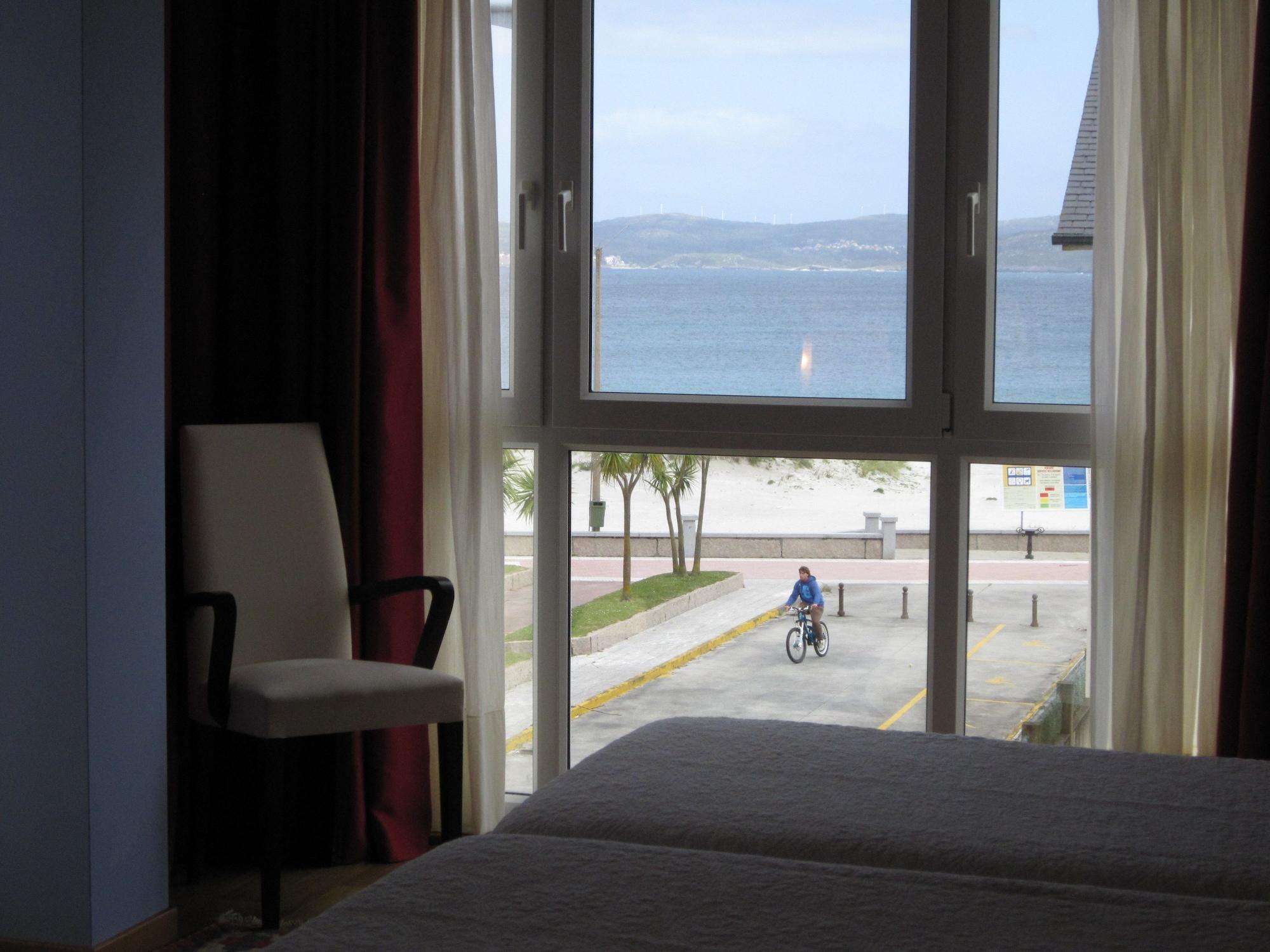 Hotel Playa De Laxe Kültér fotó